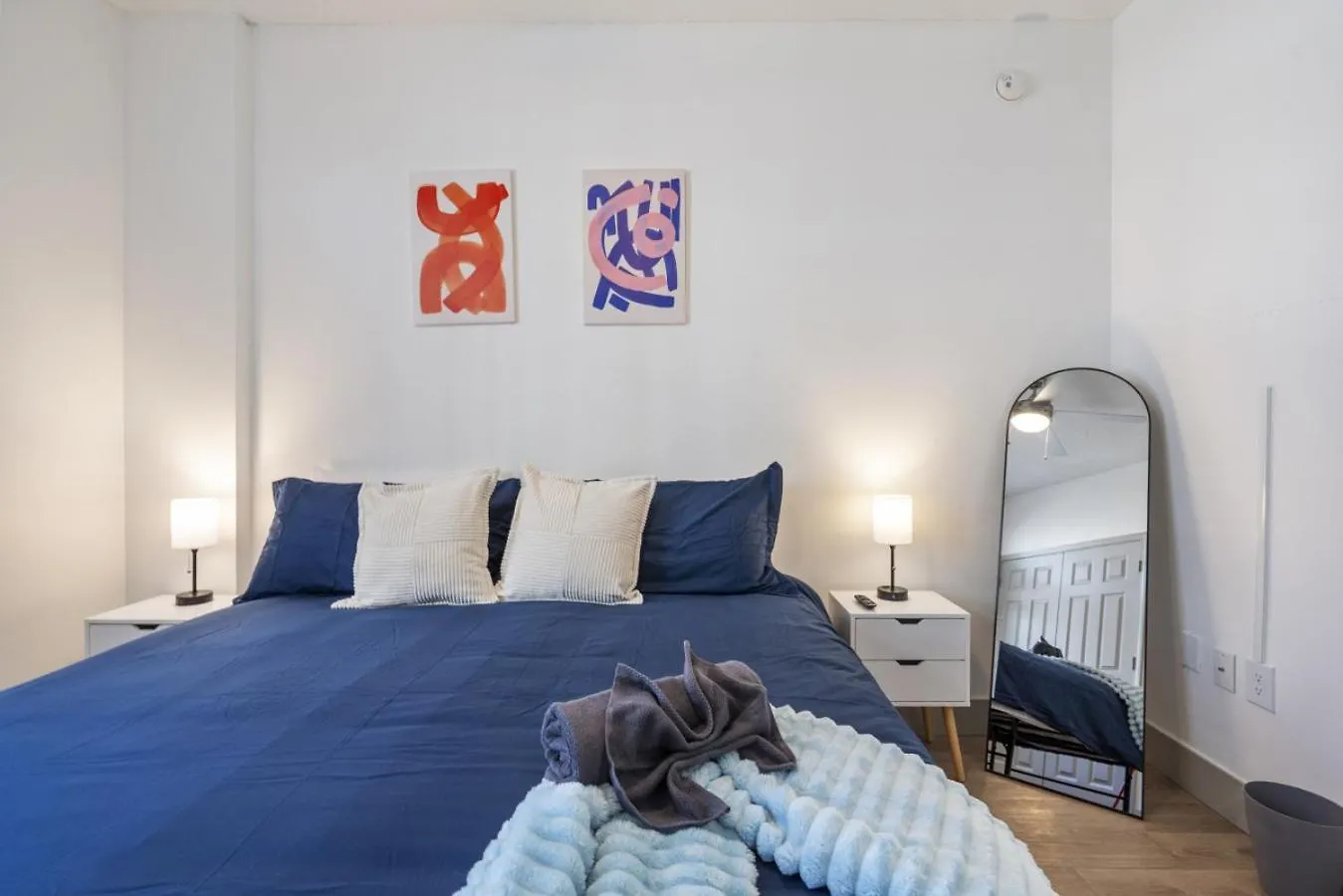 公寓 夏洛特Bright Uptown Bliss - Free Parking, Walkable, Views公寓