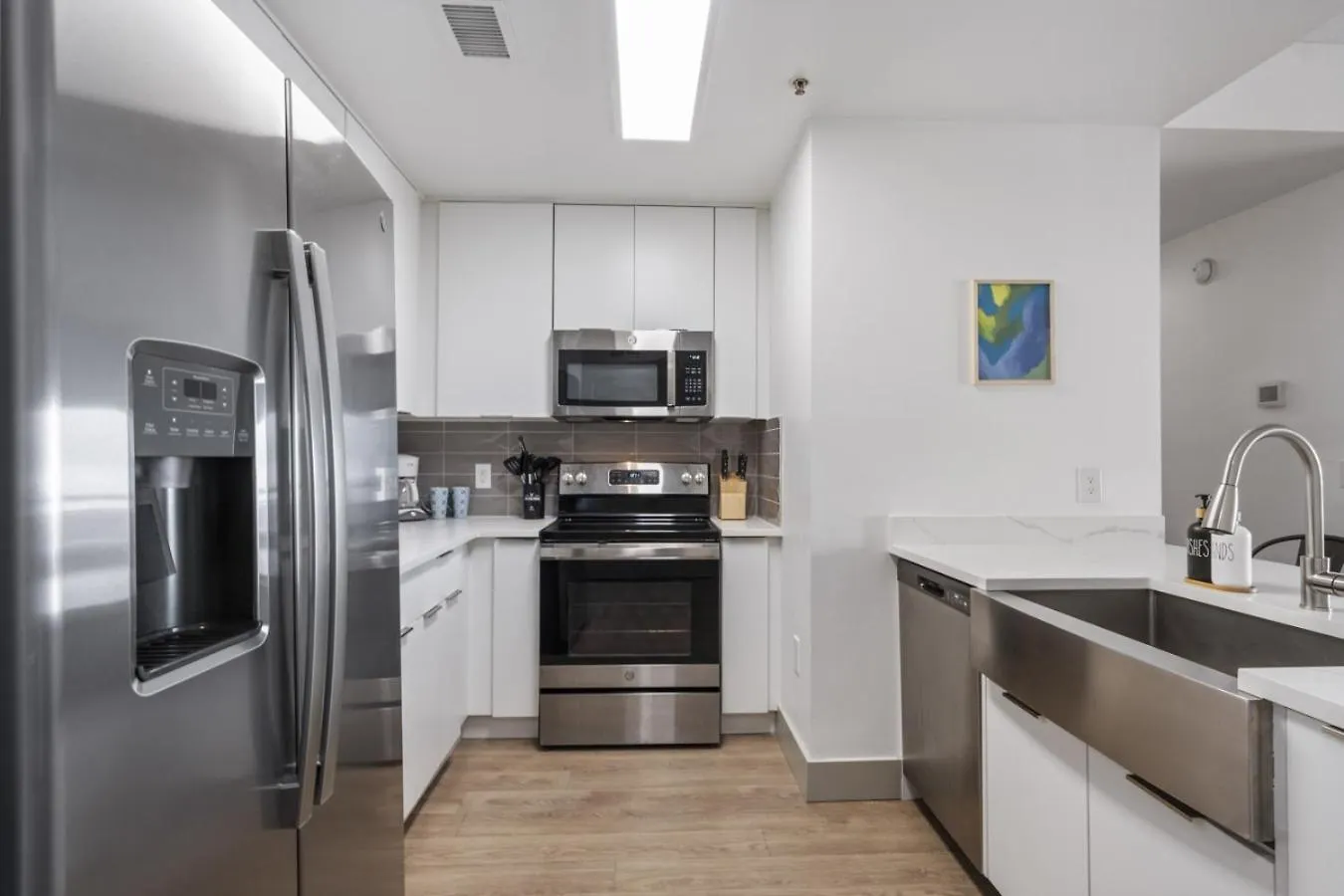 夏洛特Bright Uptown Bliss - Free Parking, Walkable, Views公寓 公寓 夏洛特